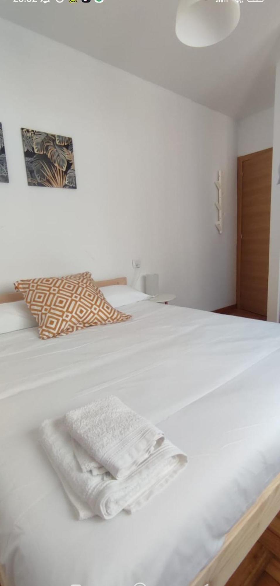 Casa Cies Apartment Байона Екстериор снимка